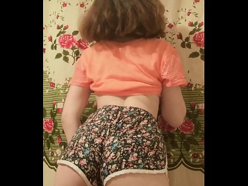 ❤️ Sexig ung babe som strippar av sig sina shorts inför kameran ❤️ Sexvideo at us sv.extratorrents.top ﹏