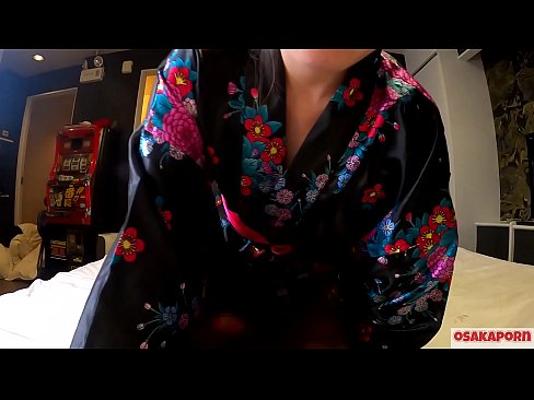 ❤️ Ung cosplay tjej älskar sex till orgasm med en spruta i en hästskötare och en avsugning. Asiatisk tjej med hårig fitta och vackra bröst i traditionell japansk dräkt i amatörvideo som visar onani med knullleksaker. Sakura 3 OSAKAPORN. ❤️ Sexvideo at us sv.extratorrents.top ﹏